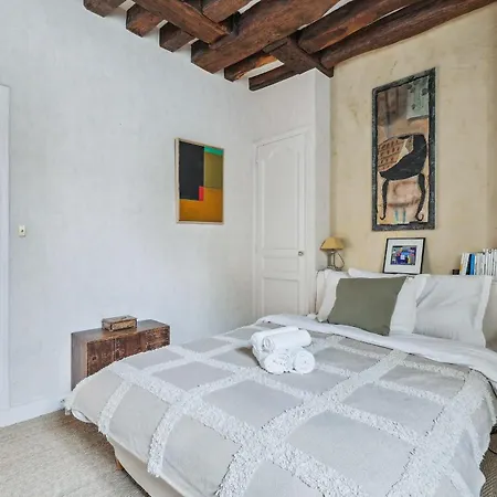 Le Marais & Place Des Vosges - 3br - Cityapartmentstay Apartament *