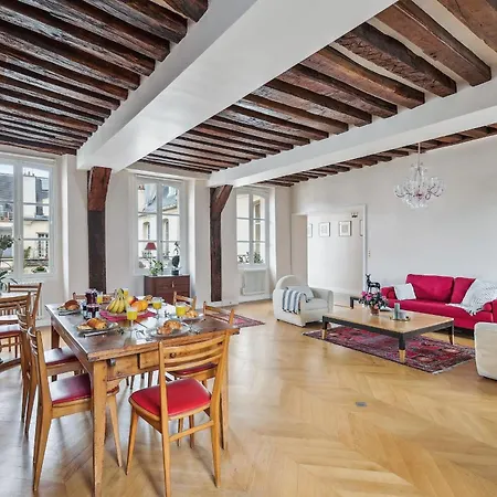 Le Marais & Place Des Vosges - 3br - Cityapartmentstay Paryż
